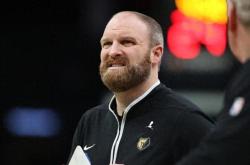 开云体育APP下载-关于灰熊队内部矛盾升级，主帅遭质疑的信息