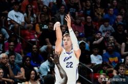 开云体育官网-爵士客场力克灰熊，戈贝尔三双表现