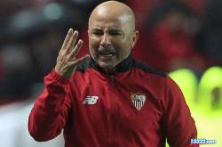 开云官网-塞维利亚客场不敌马拉加，遭遇失利