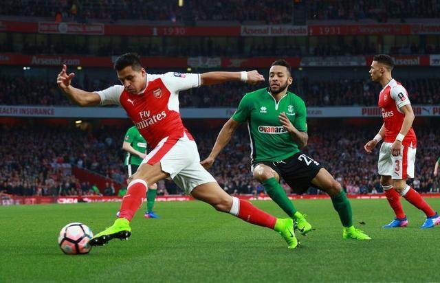 包含阿森纳客场轻松取胜,提升积分榜排名的词条 包含阿森纳客场轻松取胜,提升积分榜排名的词条