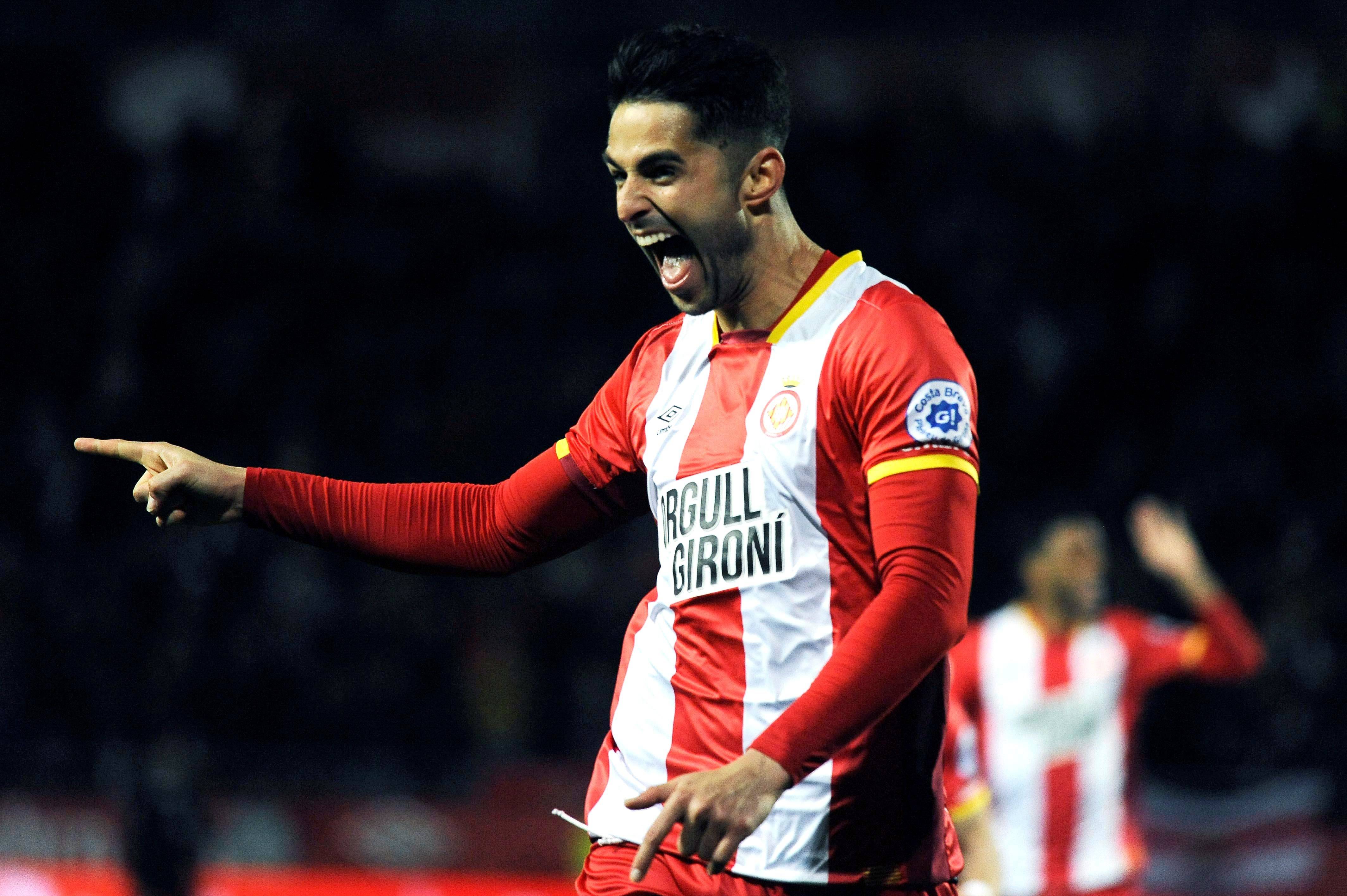 帕尔马主场告捷，送对手告负的简单介绍