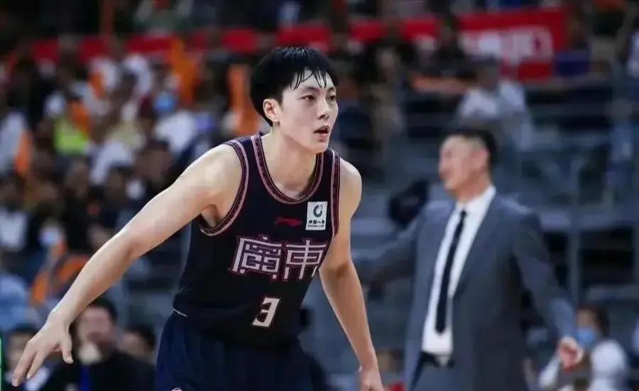 河南男篮主场失利,欲求反弹之路 河南男篮主场失利,欲求反弹之路