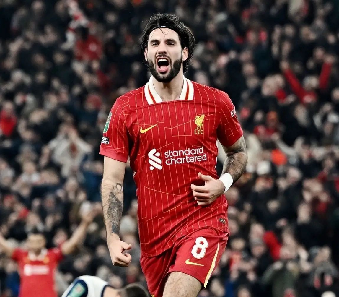 意大利战胜瑞士，稳坐积分榜榜首位置