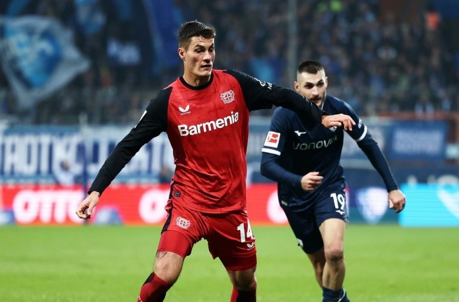 拜仁慕尼黑以4-1击败勒沃库森,取得德甲冠军领先优势 拜仁慕尼黑以4-1击败勒沃库森,取得德甲冠军领先优势