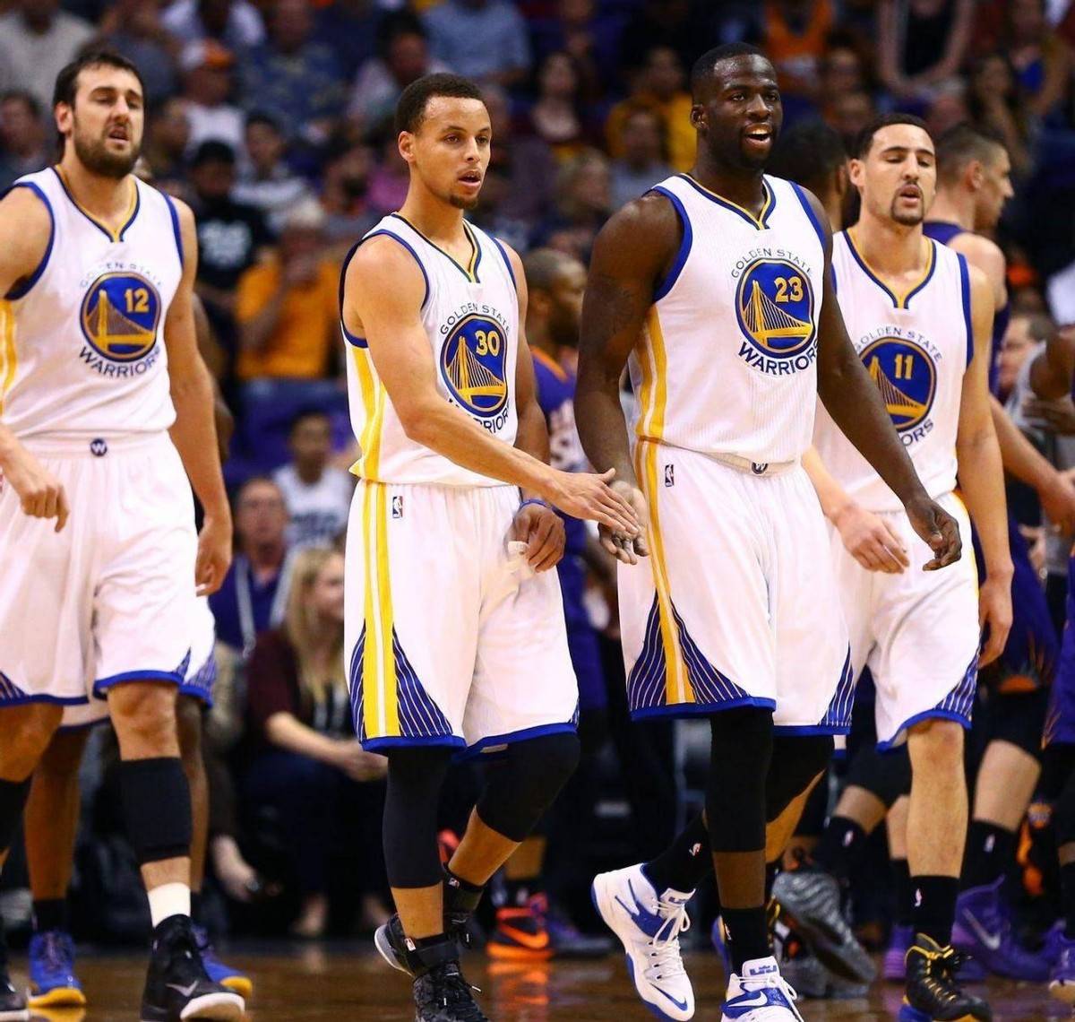 骑士负猛龙,前三场一胜 骑士负猛龙,前三场一胜