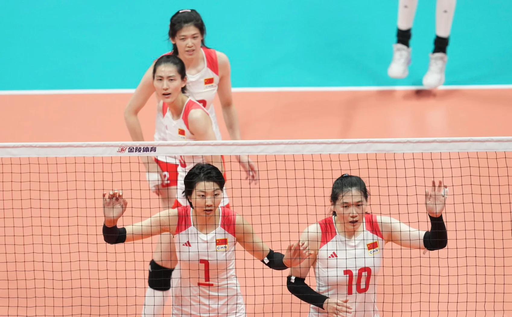 中国队再添一金!亚运会女排成最大赢家 中国队再添一金!亚运会女排成最大赢家