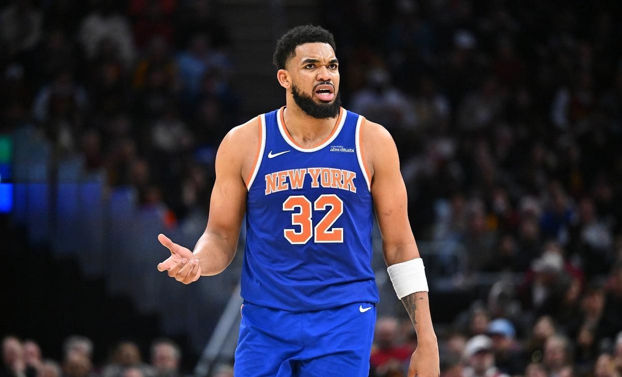 森林狼惨败开拓者，唐斯努力无用